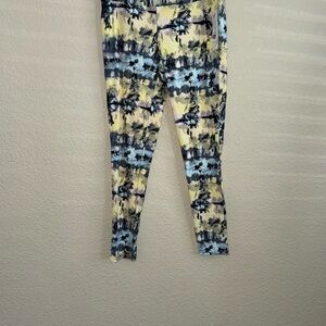Women's Tie-Dye Leggings - Blue, Yellow, Black